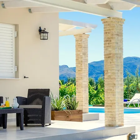 Vigneto Villa *